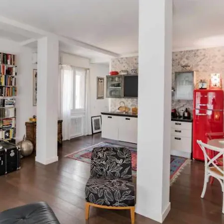 Dreamy Loft By The Opera Theater Апартаменты